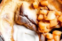 Golden Puffed Skillet Pancake